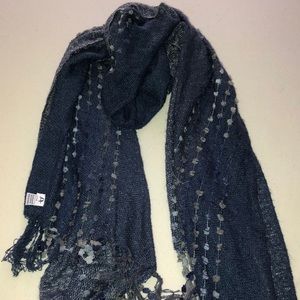 Knit scarf